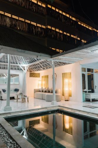 Seminyak Villa Pool 2 min to Double Six Beach — 4-Star Luxury Hotel in Seminyak, Indonesia