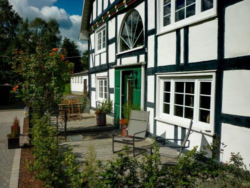 Landart — 4-Star Luxury Hotel in Olpe, Germany