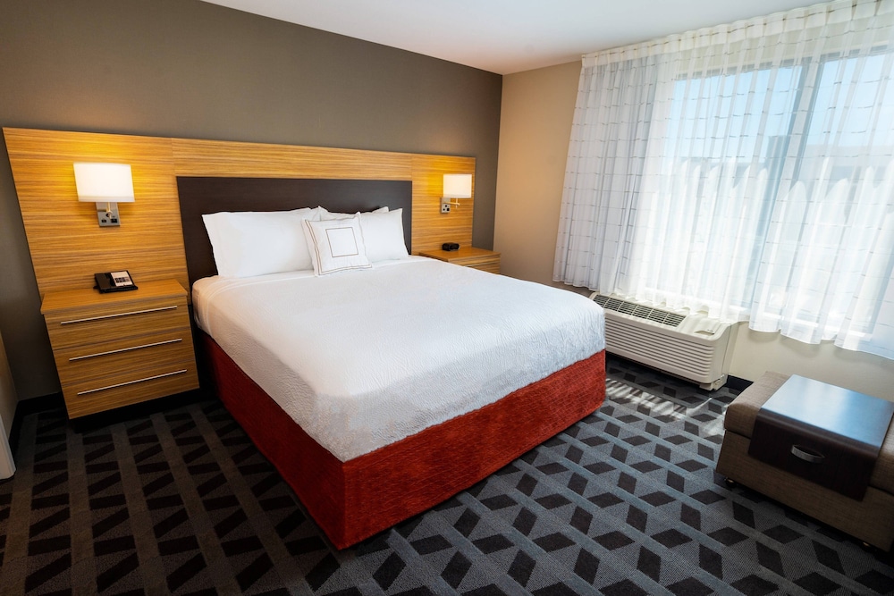 TownePlace Suites by Marriott Irvine Lake Forest - photo 16