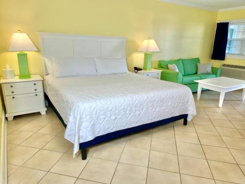 Island Inn of Atlantic Beach - photo 95