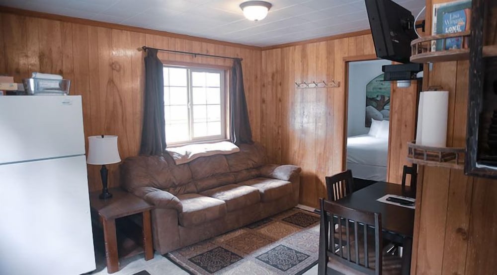 3 Rivers Resort and Guide Service - photo 10
