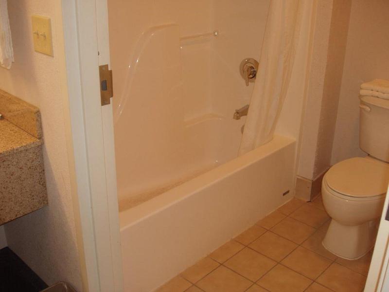 Kozy Inn - photo 8