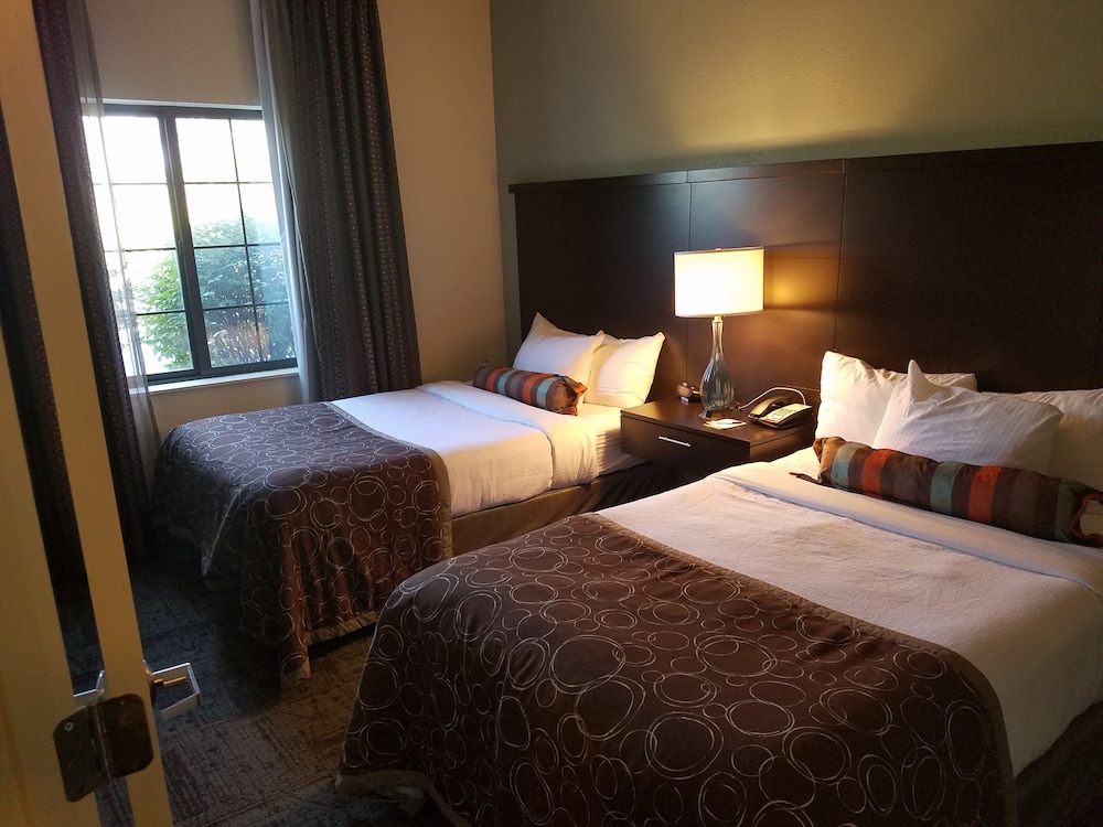 Staybridge Suites Cincinnati North by IHG - photo 17