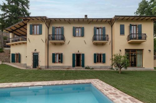 Villa Gina Umbria Luxury Retreat — 4-Star Luxury Hotel in Sant'anatolia Di Narco, Italy