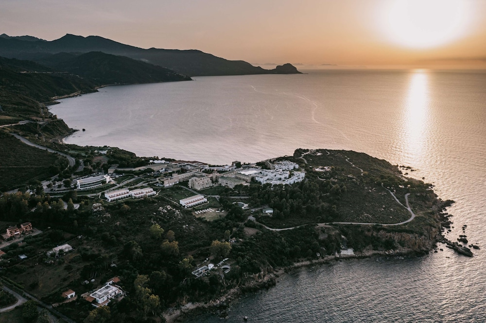 Mangia's Pollina Resort — hotel in Pollina