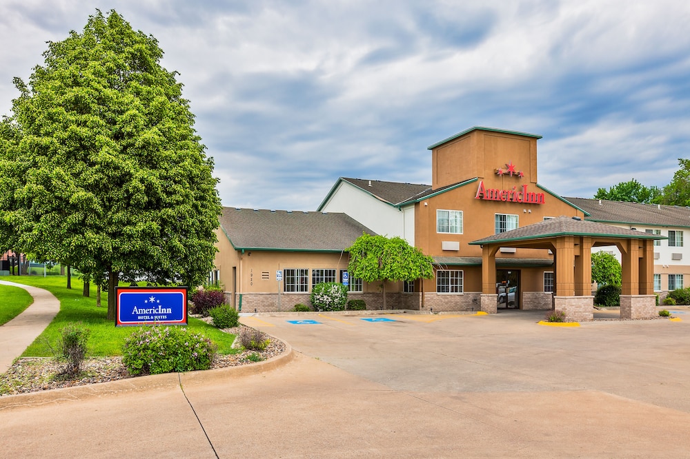 AmericInn by Wyndham Des Moines Airport - photo 47
