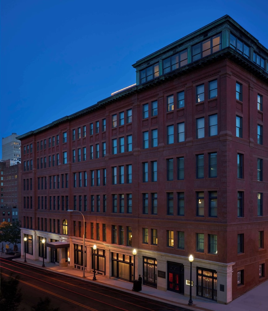 Hotel Savoy Kansas City Tapestry Collection by Hilton - photo 46