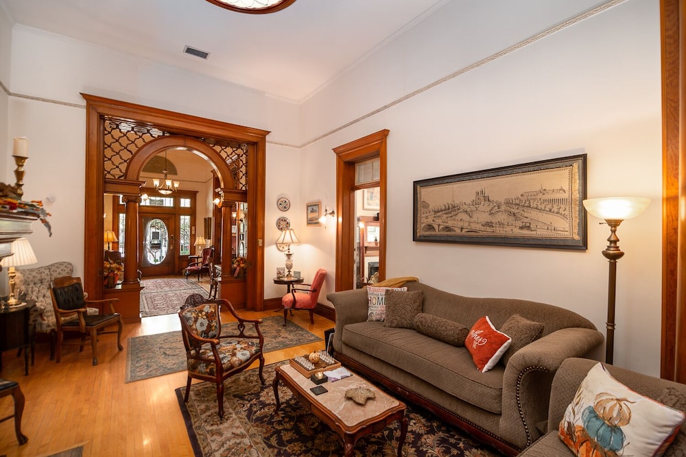 The Blenman House Inn - photo 48