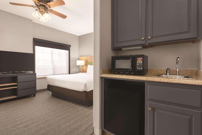 Spark by Hilton Redlands - photo 17
