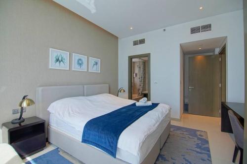 Luxury Smart Studio with Canal View Business Bay Damac Maison Prive — 4-Star Luxury Hotel in Dubai, United Arab Emirates