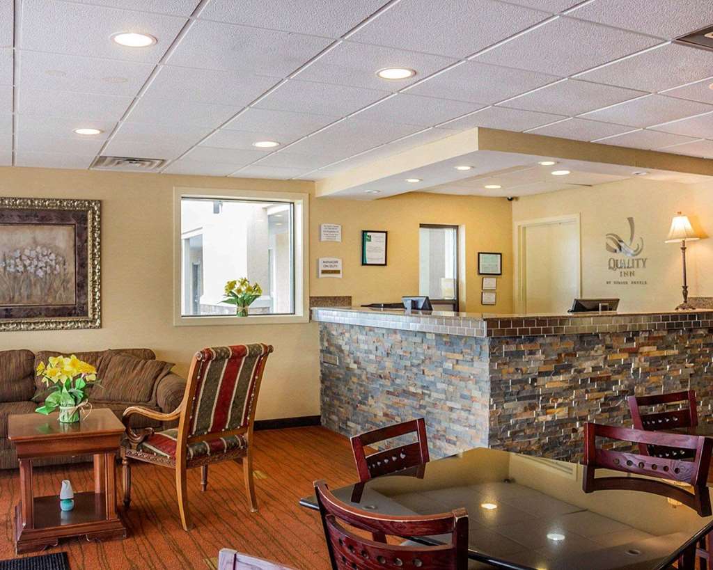 Quality Inn Waterbury East - photo 10