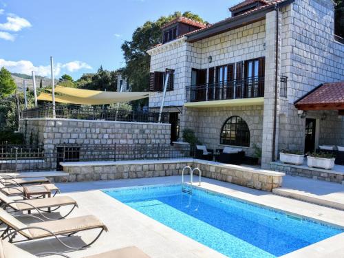 Apartment in Croatia near Dubrovnik — 4-Star Luxury Hotel in Dubrovnik, Croatia