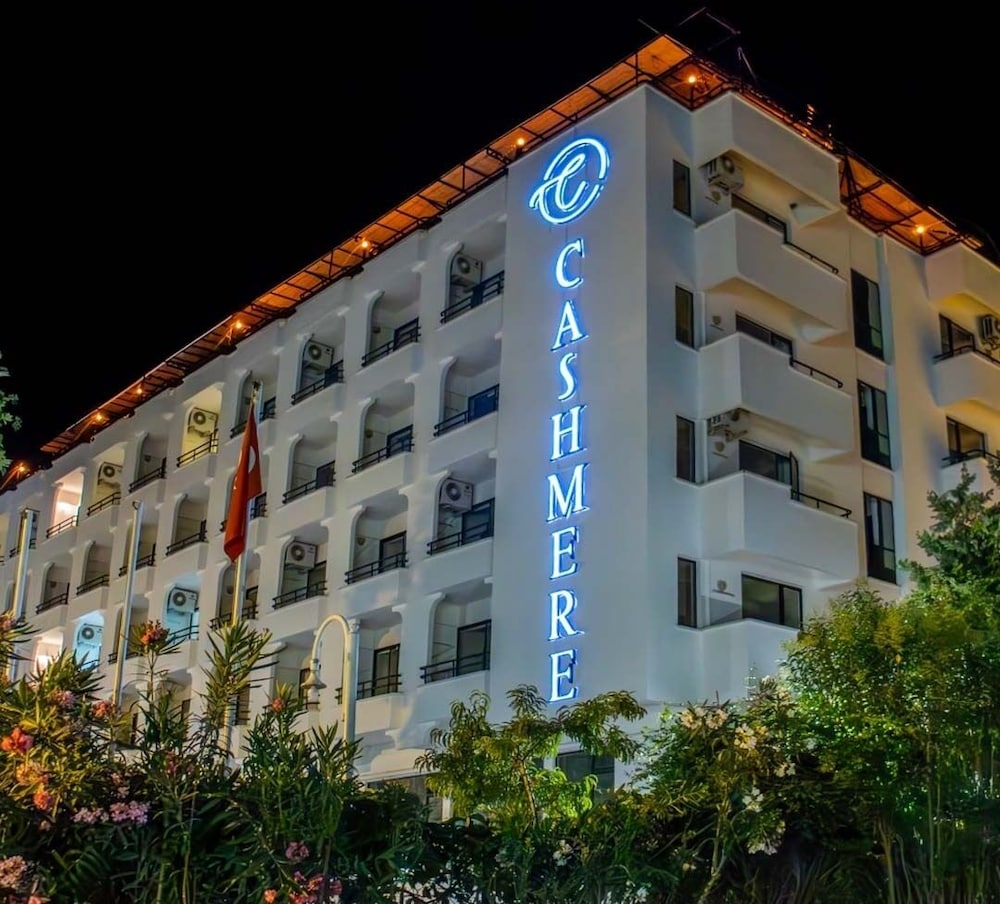 Merry Hotel — 4-Star Luxury Hotel in Kusadasi, Turkey