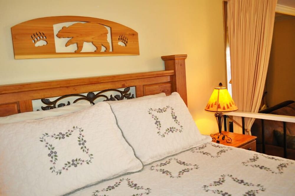 The Americana Village - photo 4