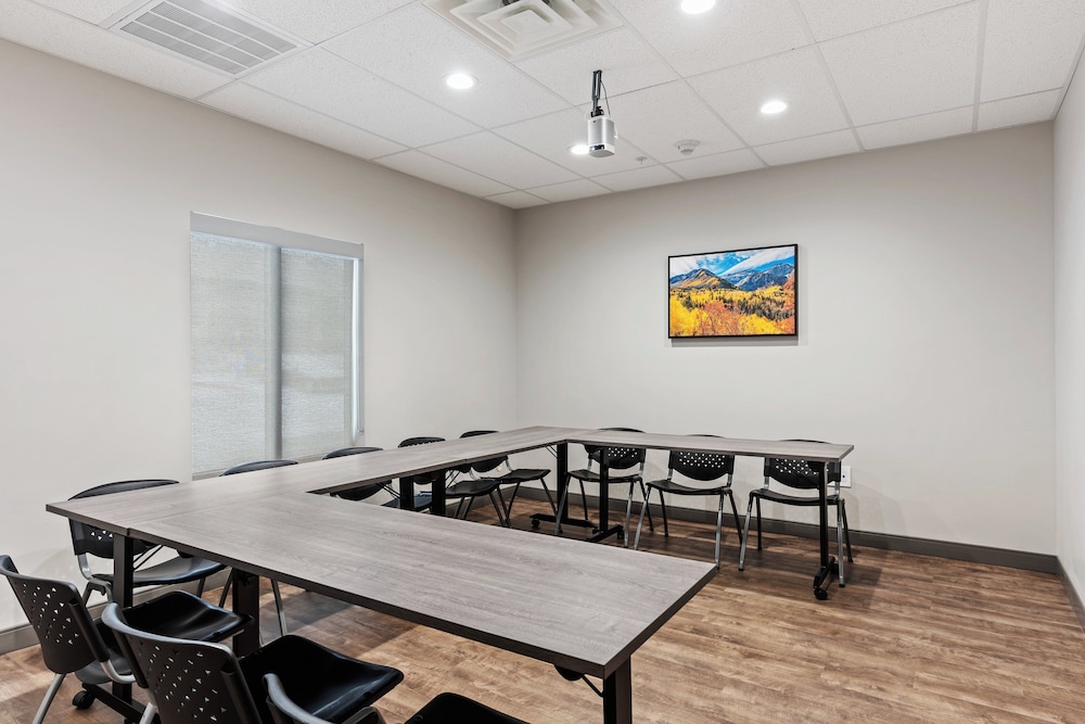Candlewood Suites Layton Salt Lake City by IHG - photo 43