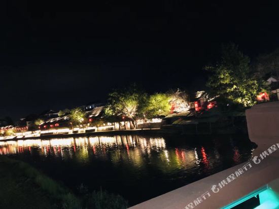 Pingle Canting Inn in Linqiong, People's Republic of China