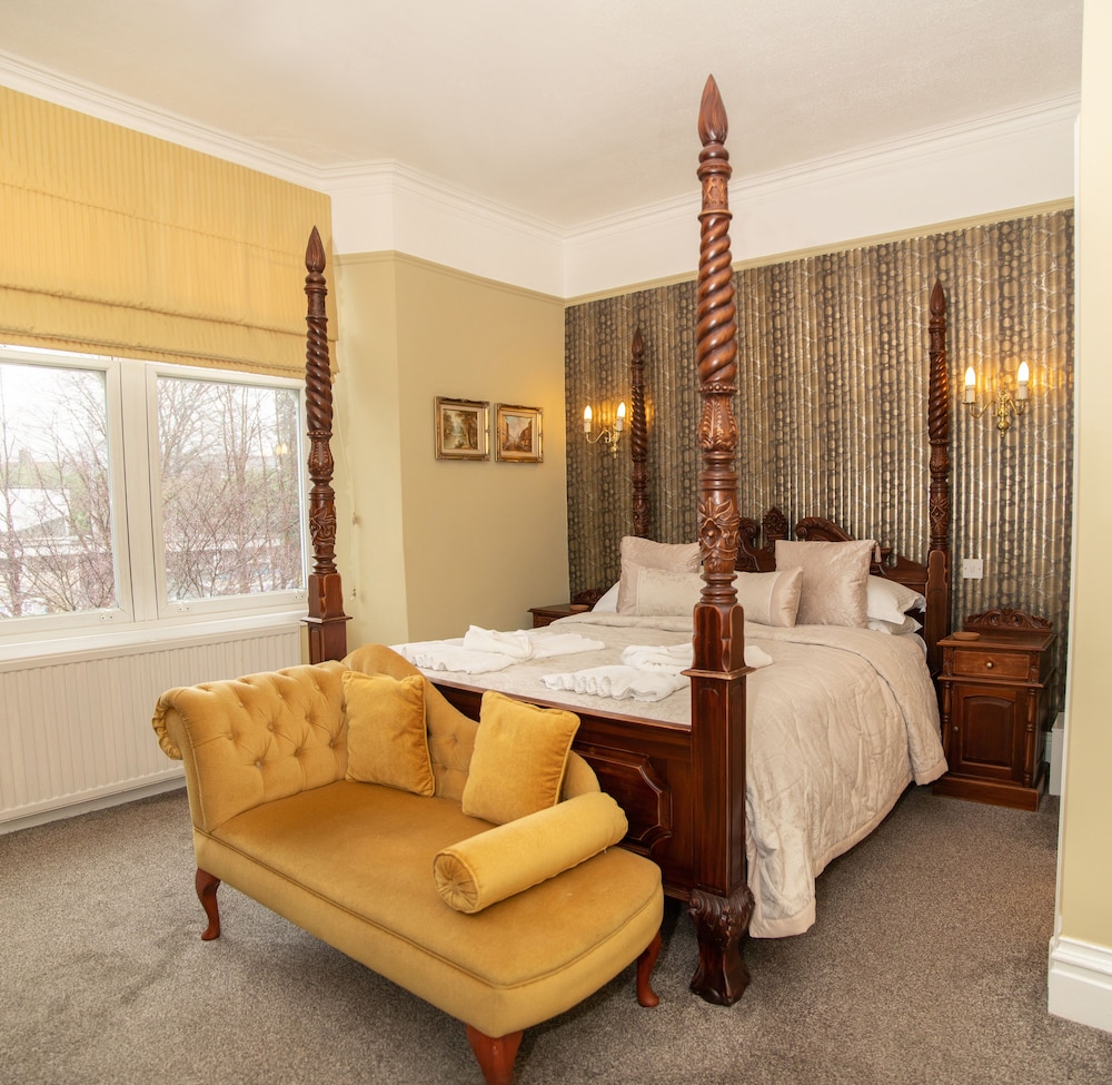 Beaumont House with FREE off site Health Club Adults Only — 5-Star Luxury Hotel in Windermere, United Kingdom