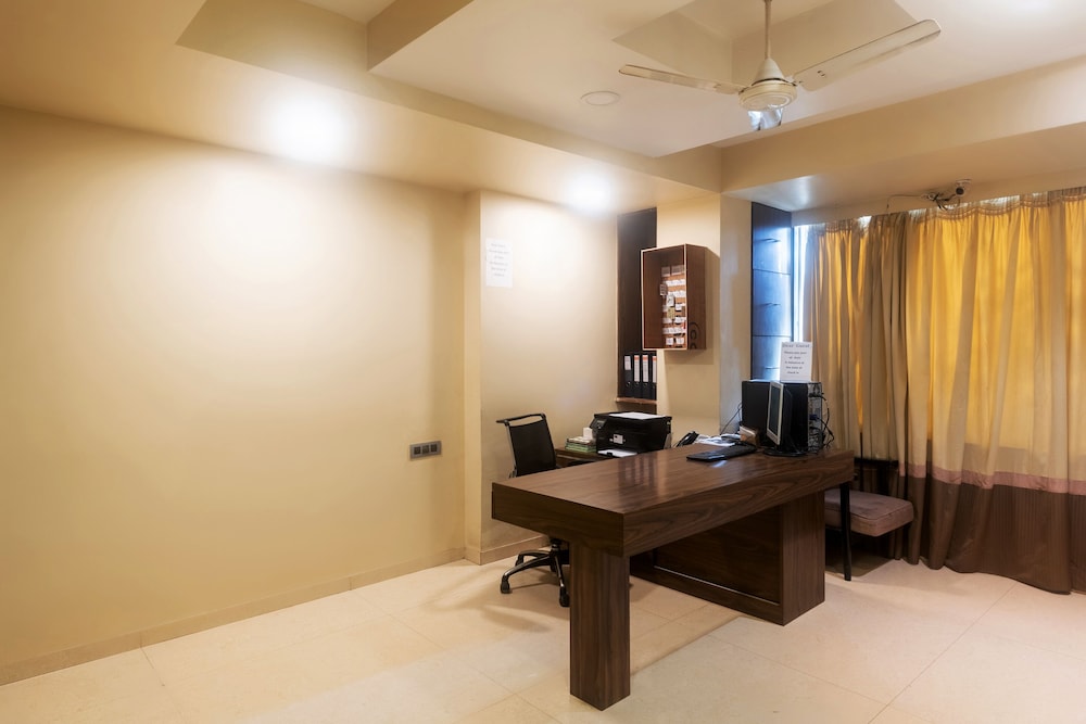 Capital O 44192 Hotel Elite Peak
