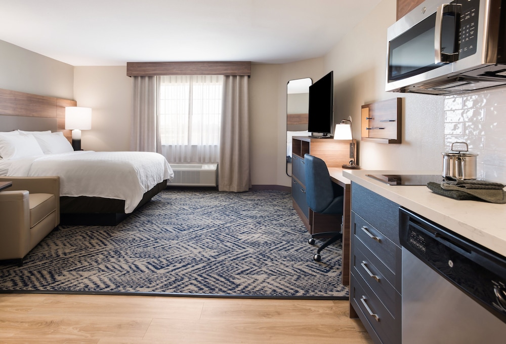 Candlewood Suites Lake Charles Sulphur by IHG - photo 13
