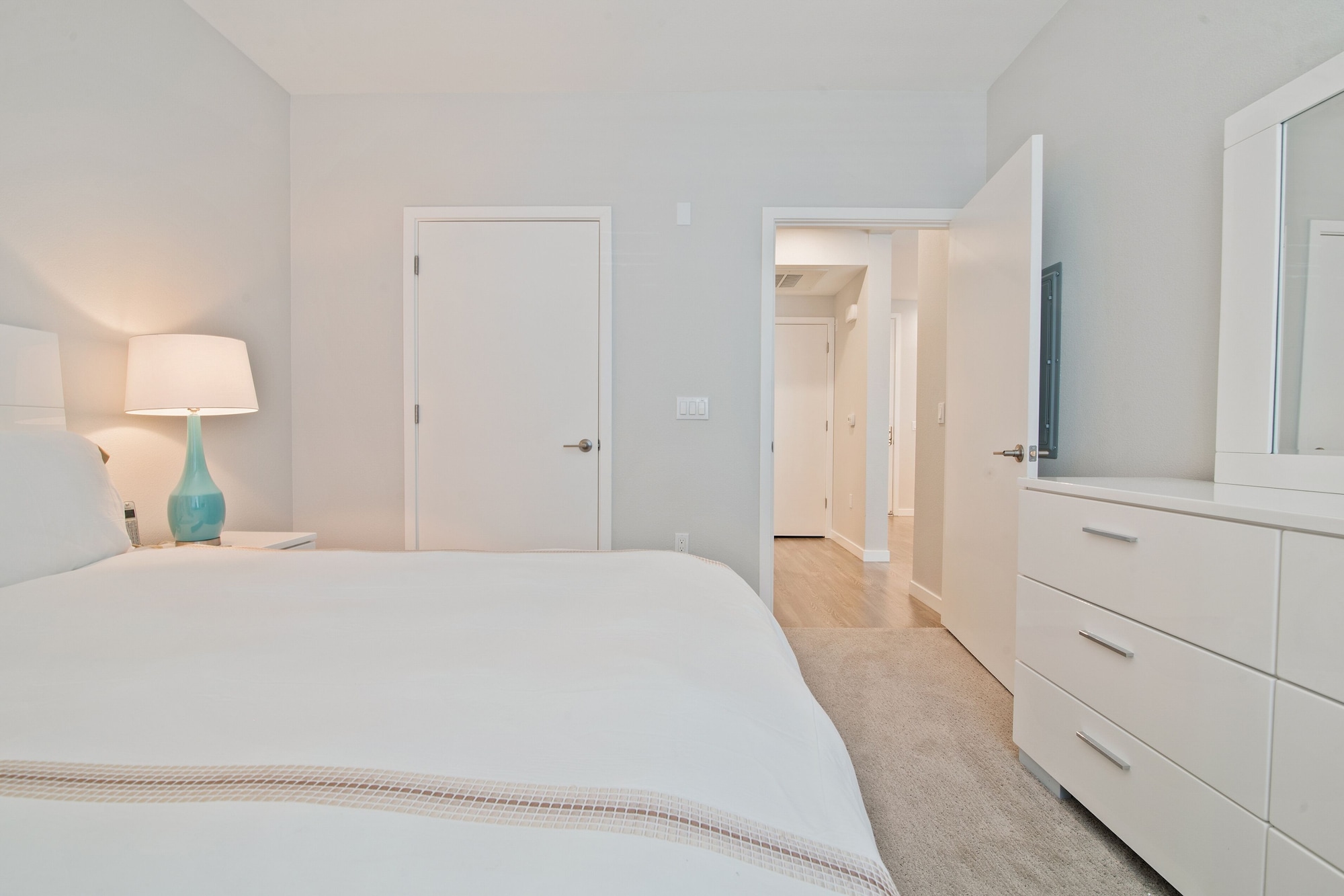 Global Luxury Suites in Menlo Park - photo 4