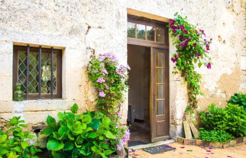 Gîte du Pin Abbaye Béruges - last minute hotel in Beruges