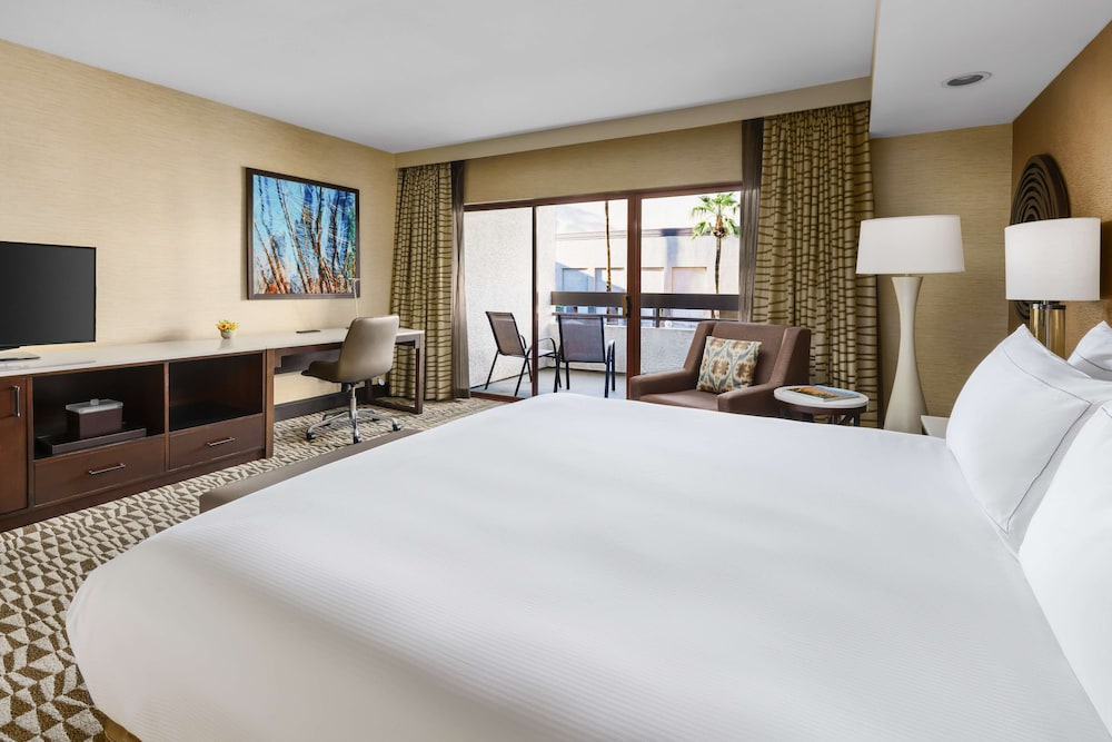 Hilton Phoenix Airport - photo 19