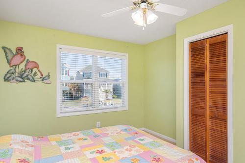 Front Row by Oak Island Accommodations - photo 8