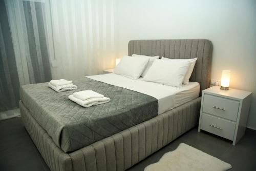 Modern Bright Home VIPGreece — 4-Star Luxury Hotel in Athens, Greece
