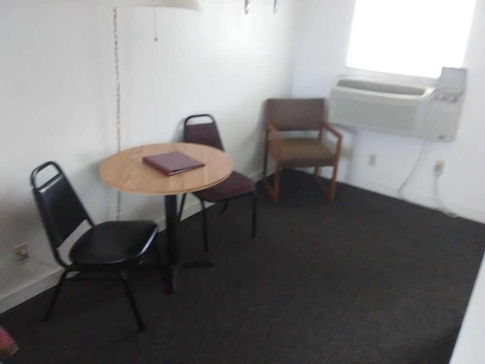 Trail Motel - photo 14