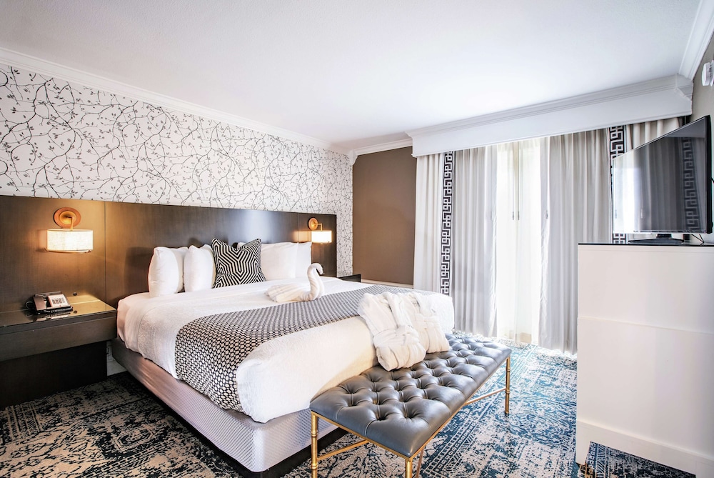 The Burgundy Hotel Tapestry Collection by Hilton - photo 18