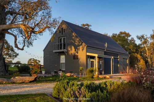 The Loft Barossa - carbon neutral hotel in Angaston