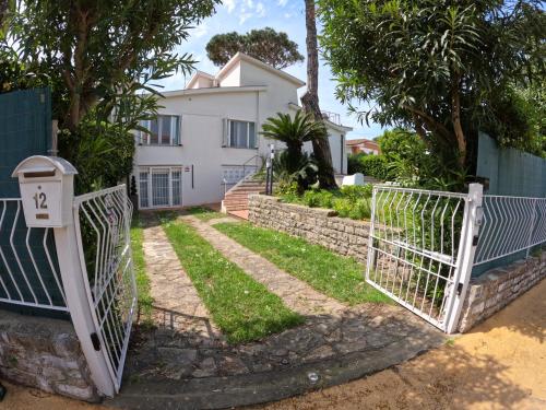 Casa Marchese — 4-Star Luxury Hotel in Marina Di Pisa-Tirrenia-Calambrone, Italy