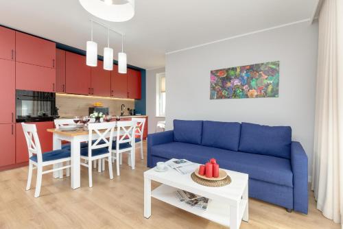Beautiful & Spacious 2 Bedroom Apartment Mickiewicza by Noclegi Renters — 4-Star Luxury Hotel in Puck, Poland