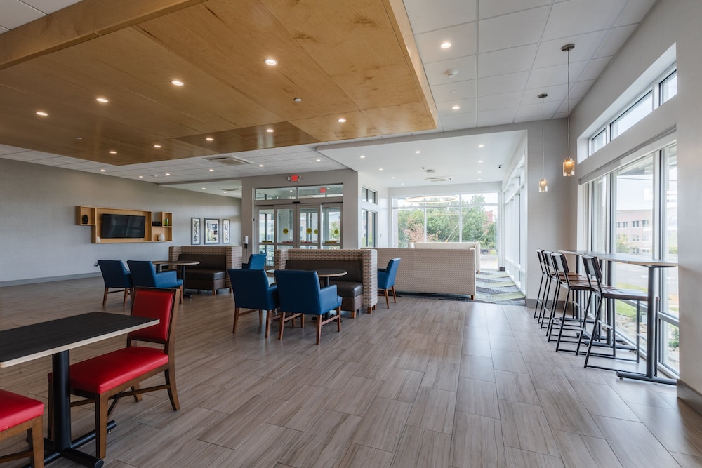 Holiday Inn Express & Suites Columbia Downtown The Vista by IHG - photo 24