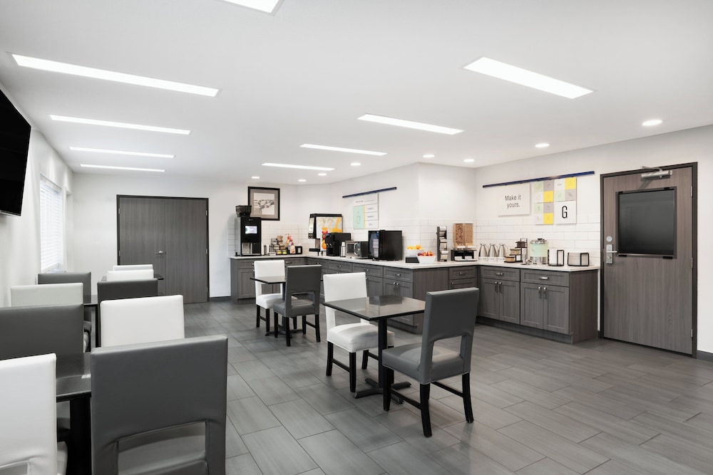 Garner Auburn Seattle by IHG - photo 27