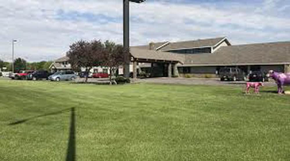 FairBridge Inn & Suites in Thorp WI - photo 36