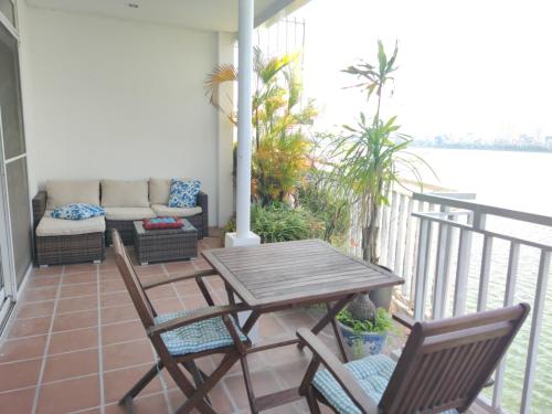 Davidduc's Apartment Quang Khanh — 4-Star Luxury Hotel in Hanoi, Vietnam