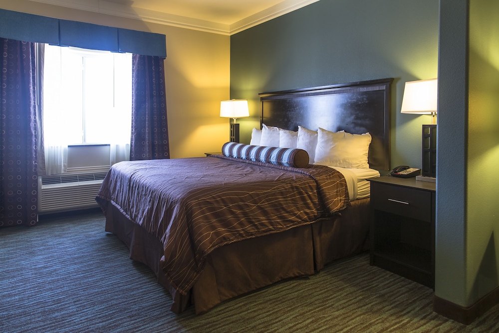 Red River Inn And Suites - photo 7