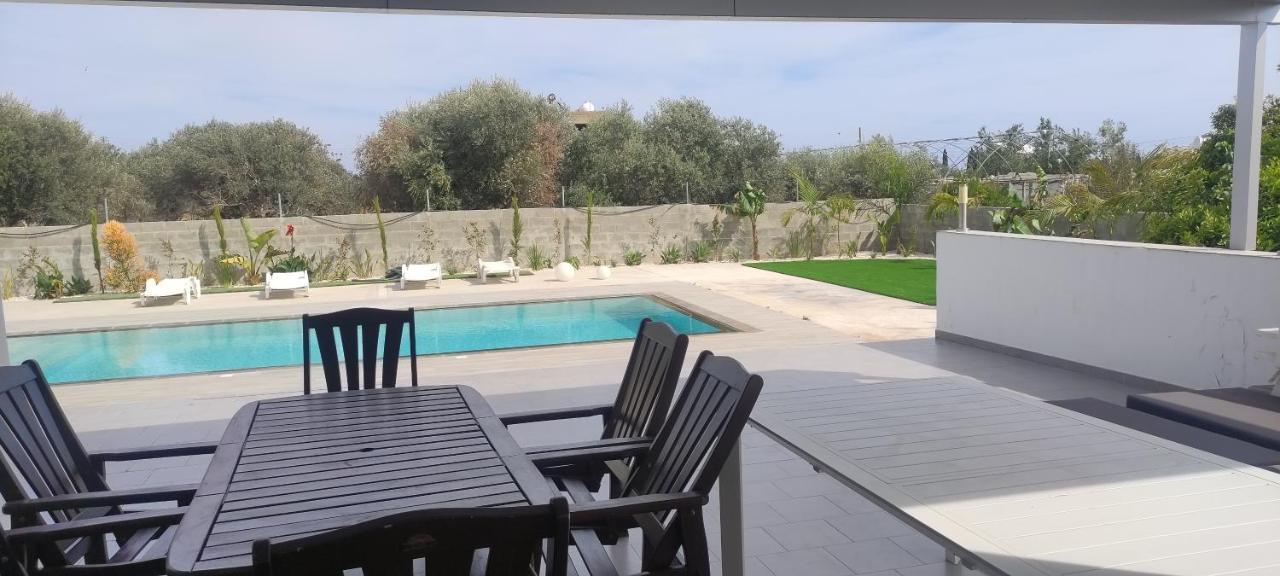 Kiti Village Villa Cyprus salt water pool 5 bedrooms Larnaca