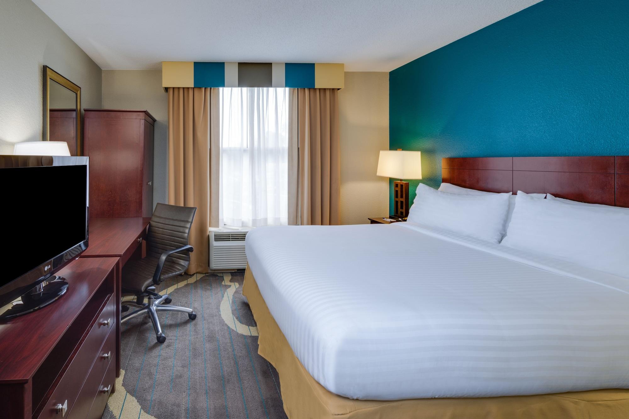 Holiday Inn Express Washington DC East Andrews AFB by IHG - photo 23