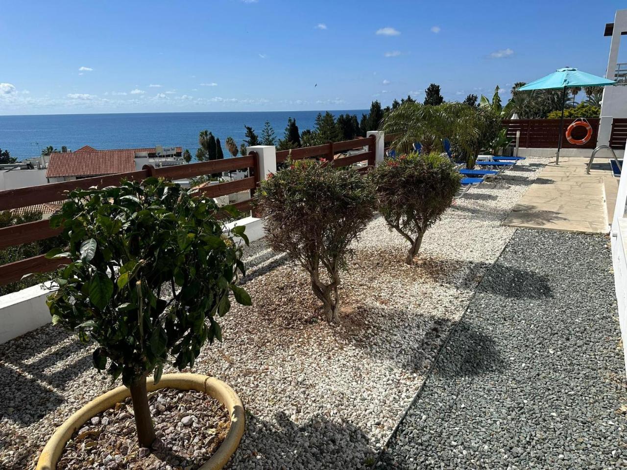Villa Aqua Sunrise 1km From Beach With Sea Views