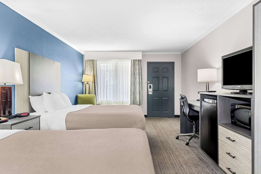 Quality Inn & Suites Florence Civic Center - photo 7