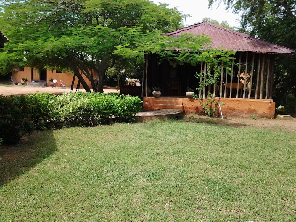 Barbara's Village - last minute hotel in Accra