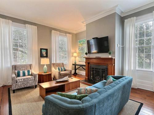 Mint Julep Estate in Savannah, United States