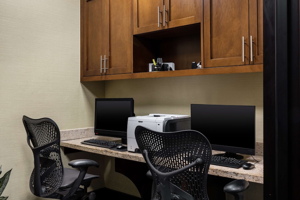 Hilton Garden Inn West Palm Beach Airport - photo 42