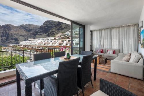 Casa Tatiana — 4-Star Luxury Hotel in Los Gigantes, Spain