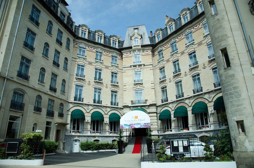 Hôtel Concordia Le Mans Centre Gare in Le Mans, France