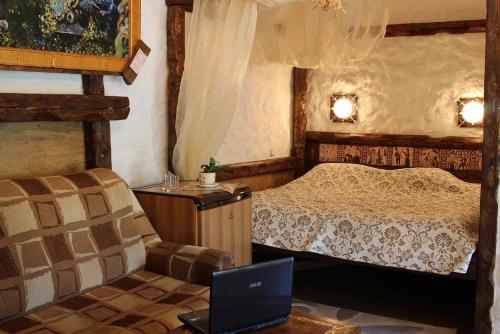 Hotel Budmo — Unknown City — photo 5