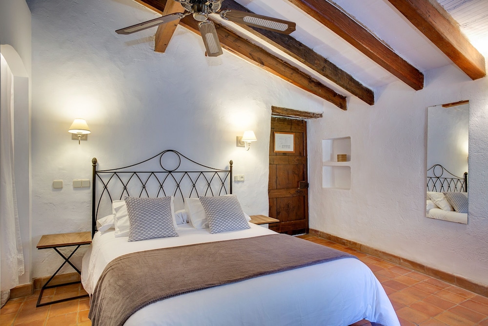 Finca Hotel Es Castell — Selva — photo 4