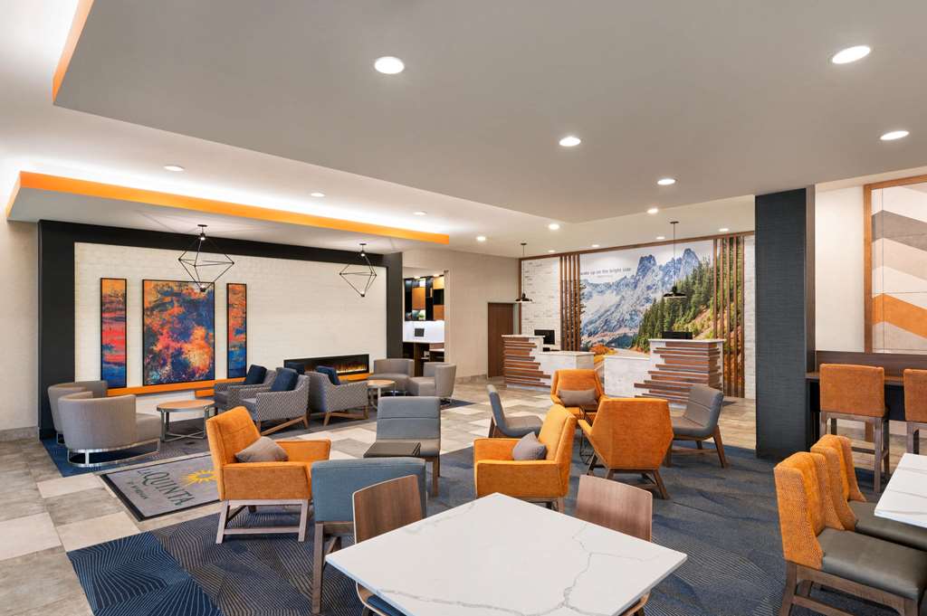 La Quinta Inn & Suites by Wyndham Marysville - photo 37